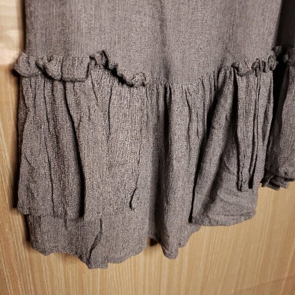 BP Womens Black White Micro Stripe Textured Flowy Ruffle Bottom Top XS - Picture 4 of 6